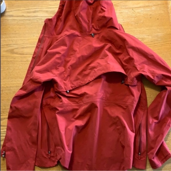 Lululemon The Rain is Calling Jacket Coat Running - Picture 5 of 5